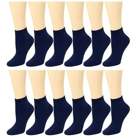 women's navy ankle socks.